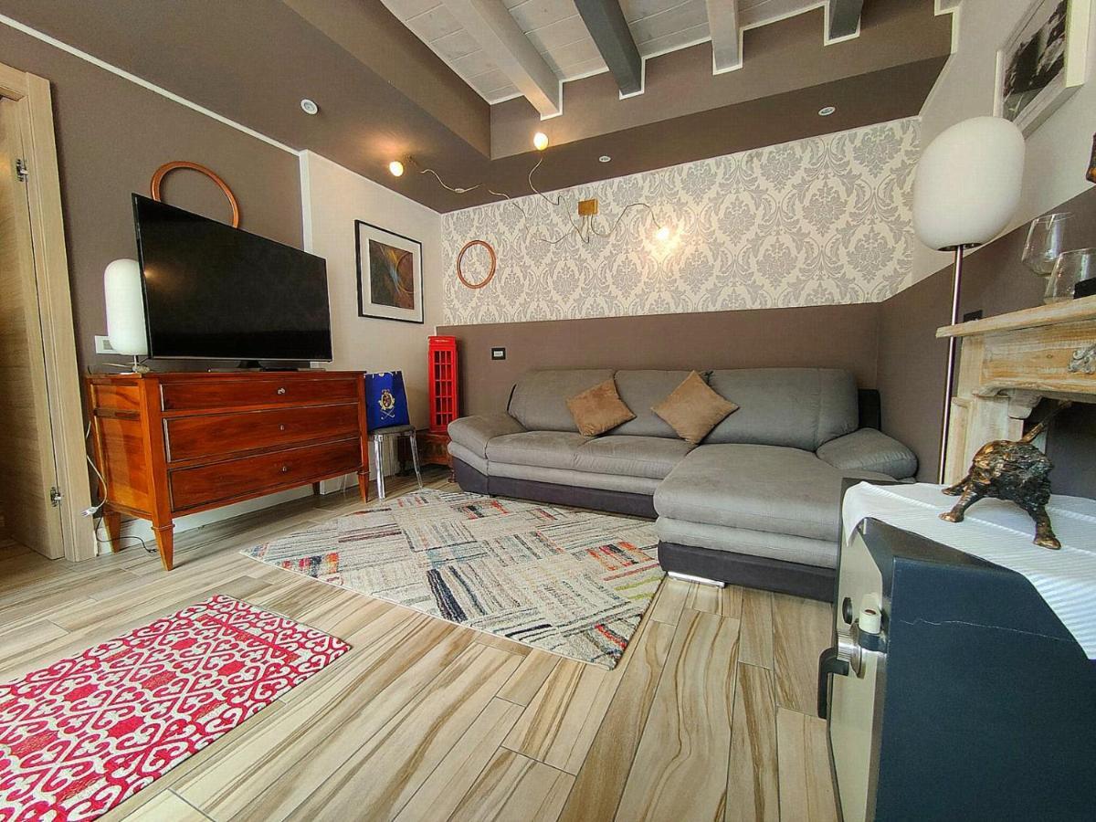 קומו La Locanda Dell'Architetto מראה חיצוני תמונה