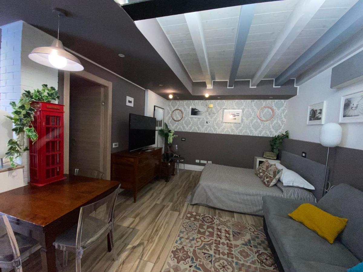 קומו La Locanda Dell'Architetto מראה חיצוני תמונה